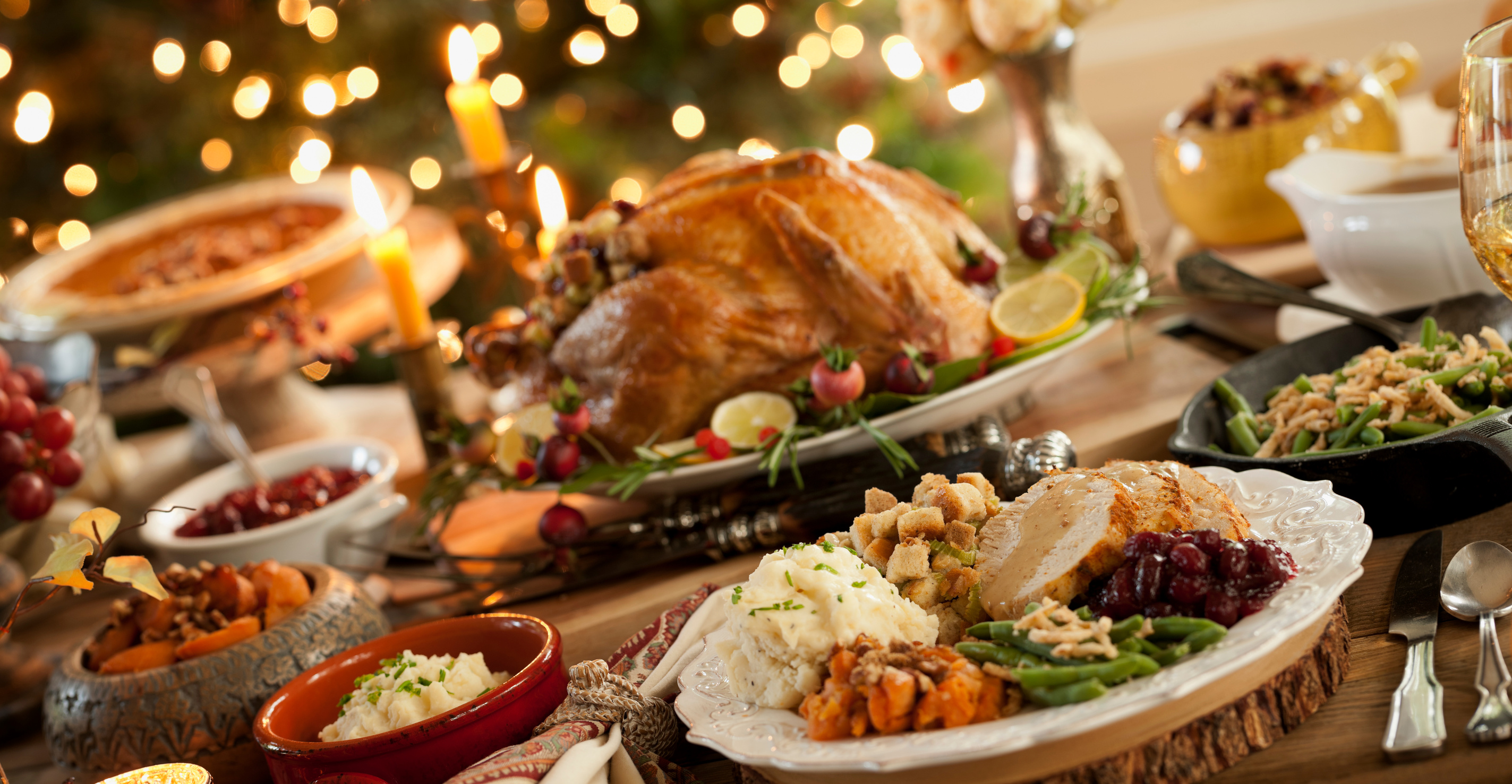 Thanksgiving Dinner Table